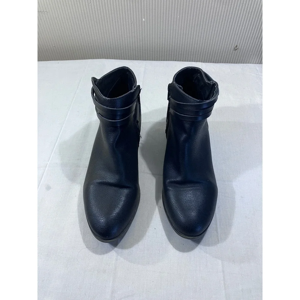 Madden Girl Basil Black Faux Leather Ankle Boots Women Size 7.5 Zip Stacked Heel
